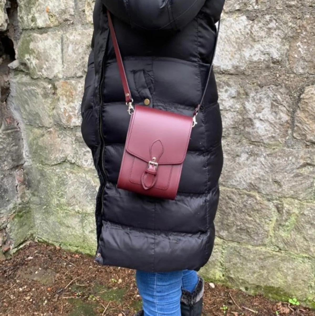 Zatchels Handmade Leather Festival Phone Bag - Navy Blue><noscript><img width=
