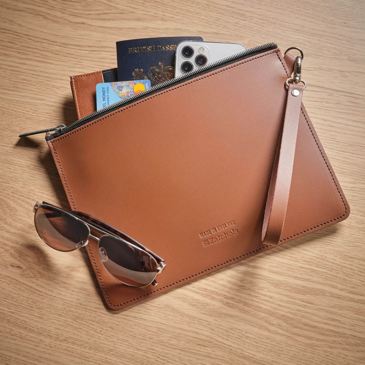 Zatchels Handmade Leather Folio Case - Red><noscript><img width=