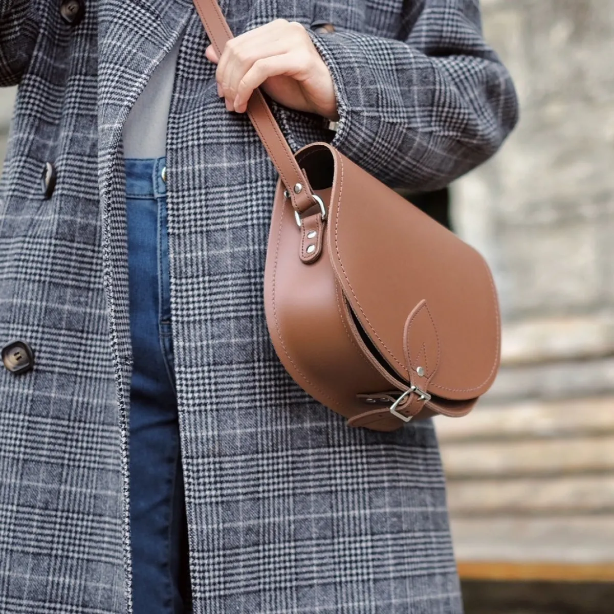 Zatchels Handmade Leather Saddle Bag - Chestnut><noscript><img width=