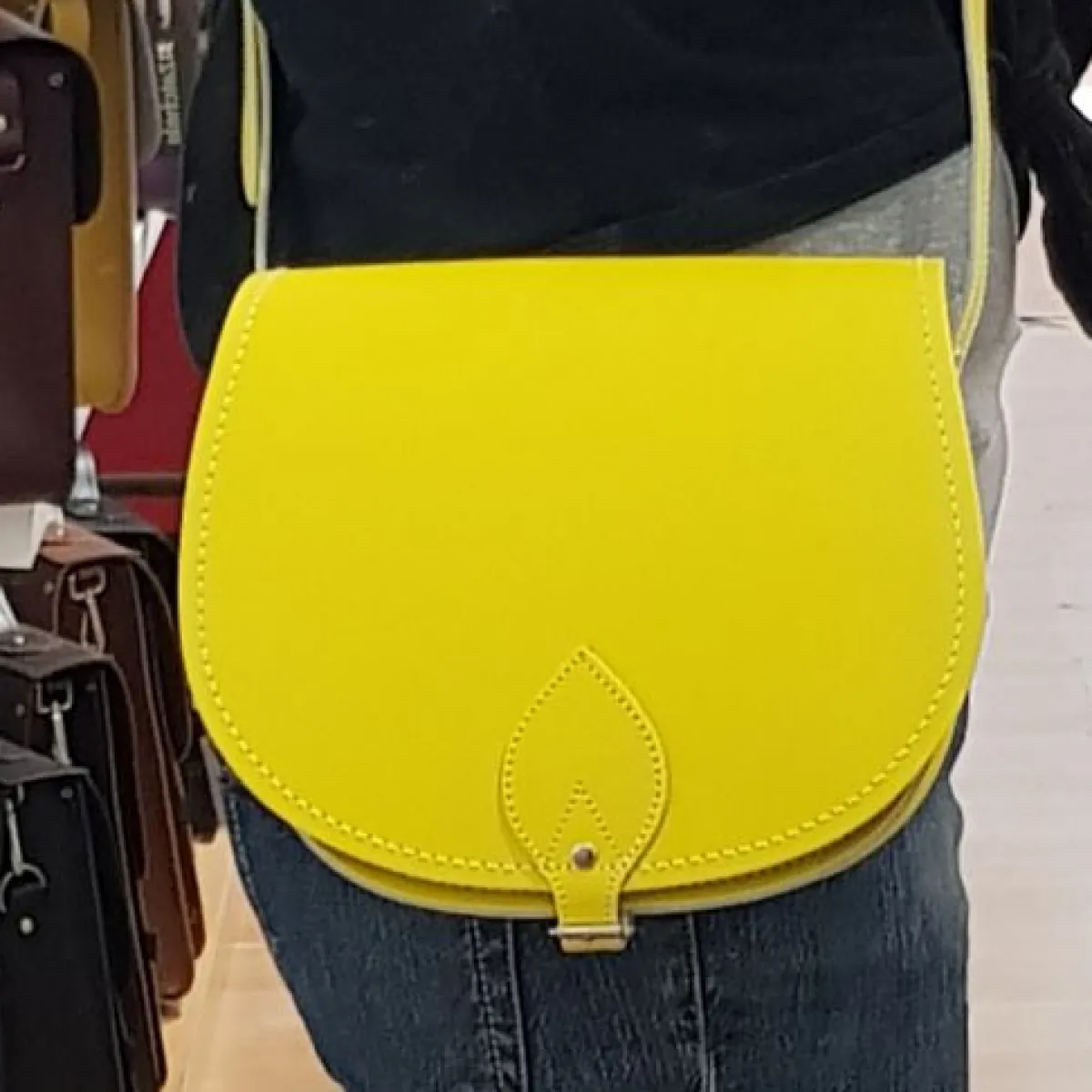 Zatchels Handmade Leather Saddle Bag - Pastel Daffodil Yellow><noscript><img width=