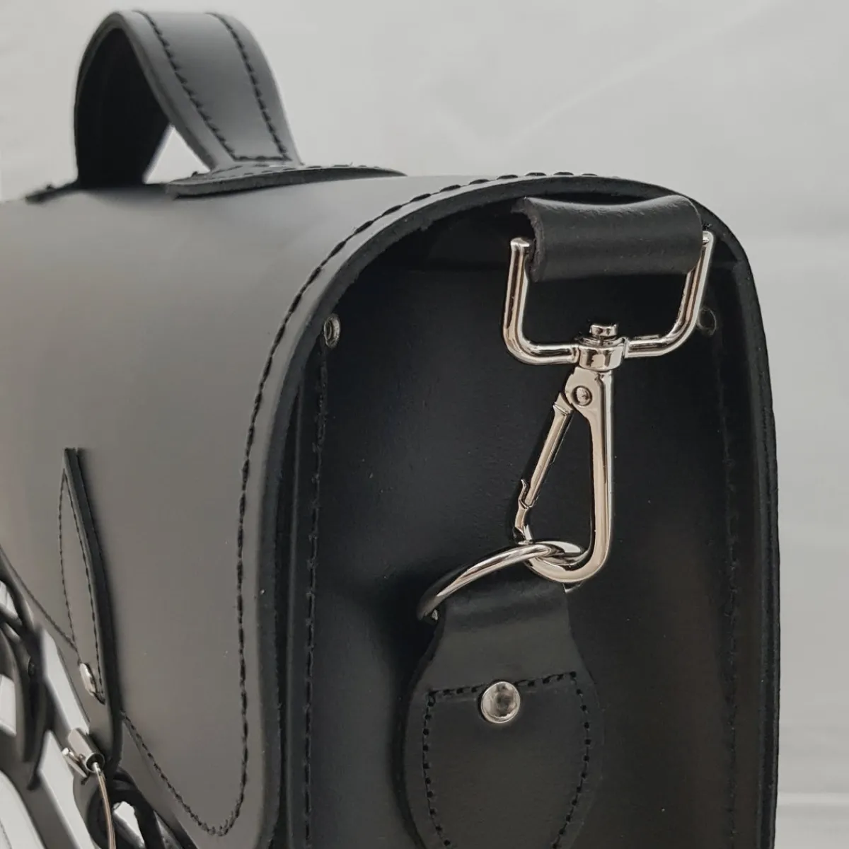 Zatchels Handmade Leather Satchel - Gothic Striped White & Black><noscript><img width=