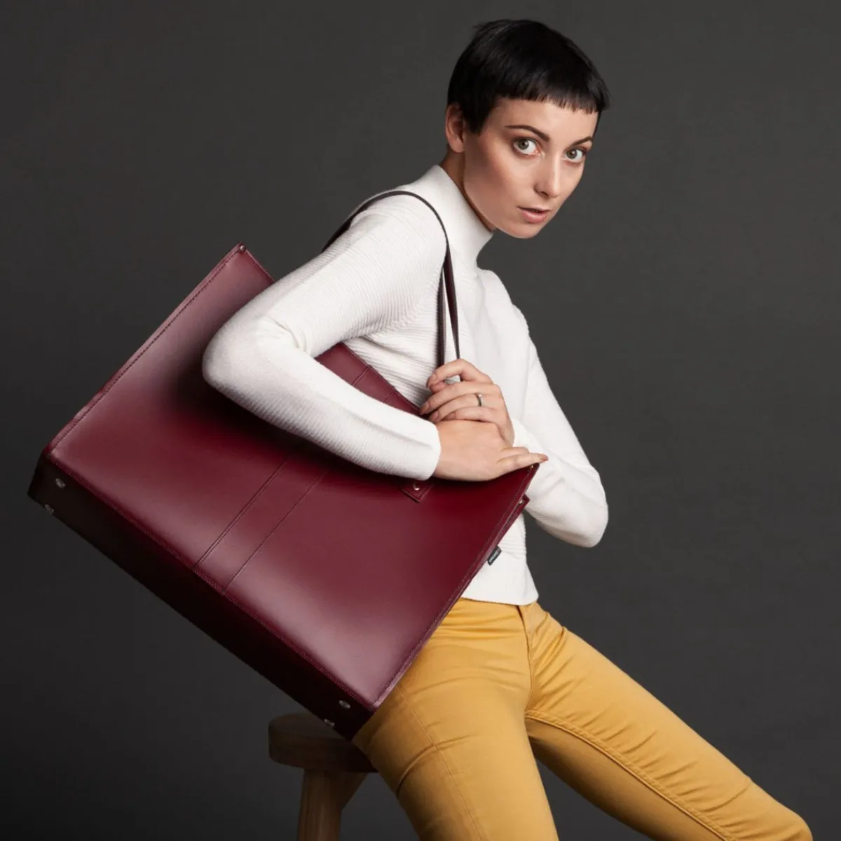 Zatchels Handmade Leather Shopper - Marsala Red><noscript><img width=